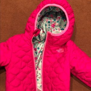 Baby reversible north face jacket. 6-12mos